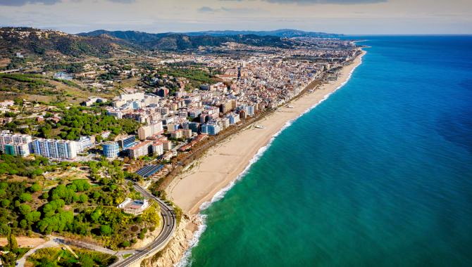 Urlaub Spanien, Andorra Reisen - Berge und Meer